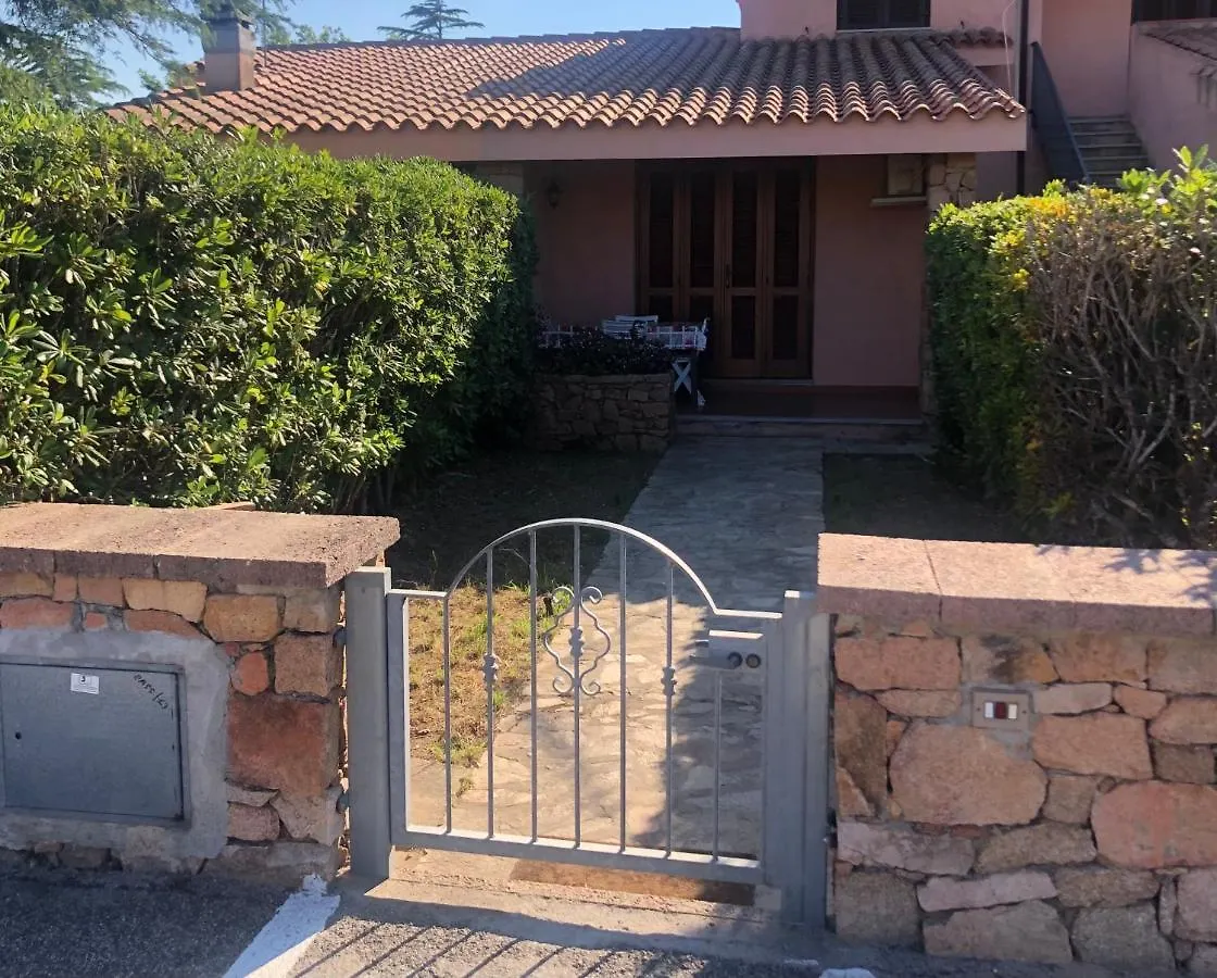 Teodor House Apartman San Teodoro
